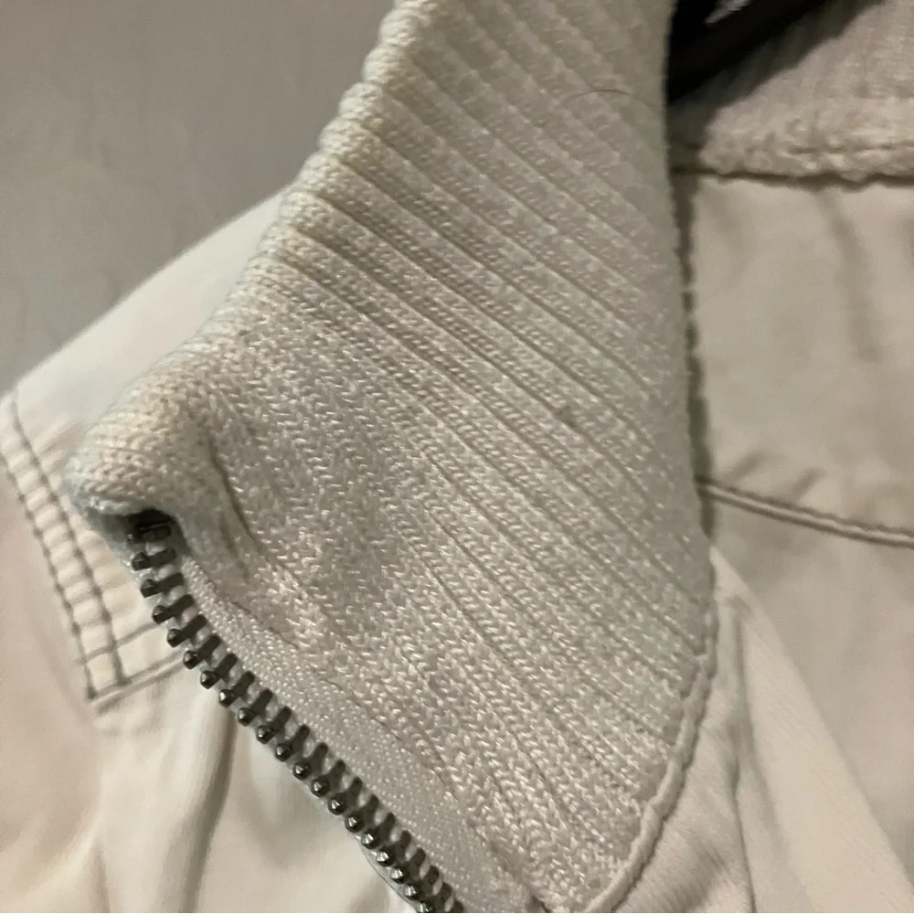 LOFT Ann Taylor Women's Cream Bomber Jacket Size 8 - Picture 9 of 16